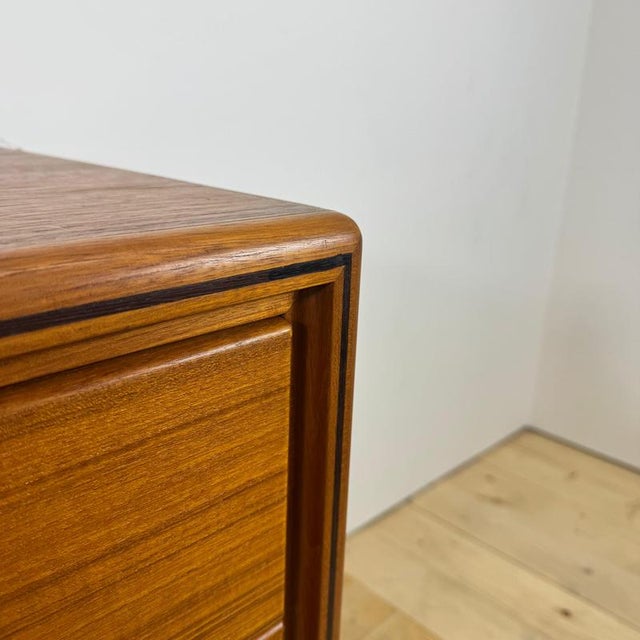 Small Three-Drawer Teak Chest of Drawers, Denmark, 1960 For Sale - Image 5 of 14
