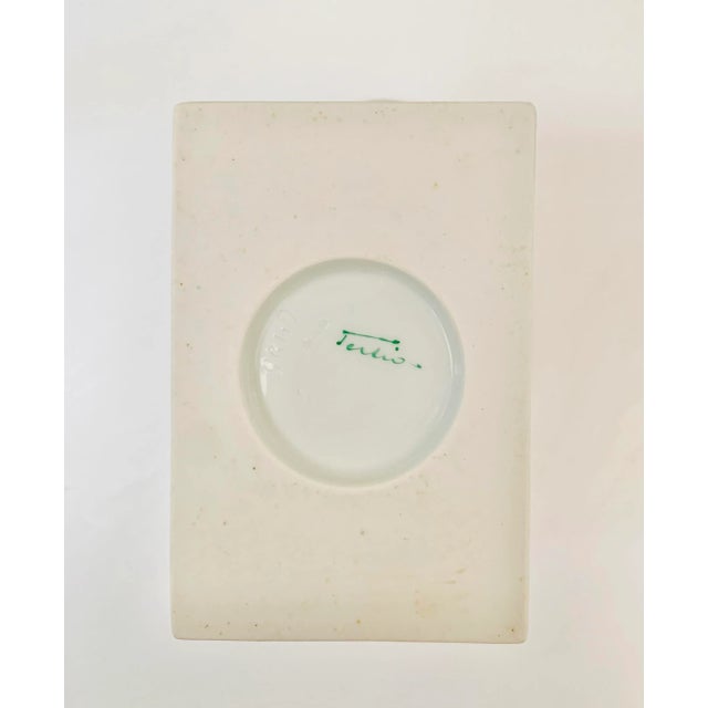 Contemporary Modern Contemporary Figurative Ceramic Women’s Nude Figure Vase For Sale - Image 3 of 7