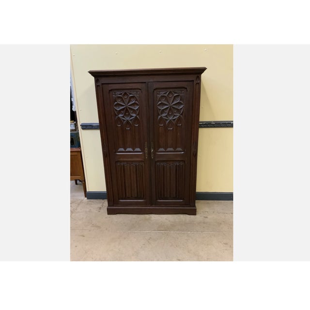 Age: circa 1880 Wood type: solid oak Condition: very good, meticulously maintained, fully restored original condition...