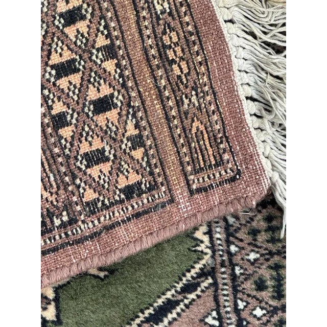 Small Vintage Pakistani Rug from Bobyrugs, 1980s For Sale - Image 11 of 12