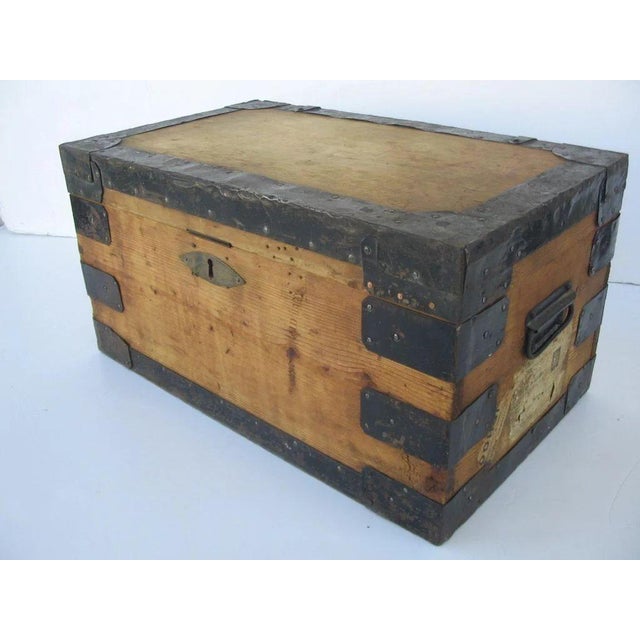 B 927 Play box made by Daniel Neal & Sons. 1920's 22" x 13" x 11 1/2" Daniel Neal & Sons LTD maker's identification label...