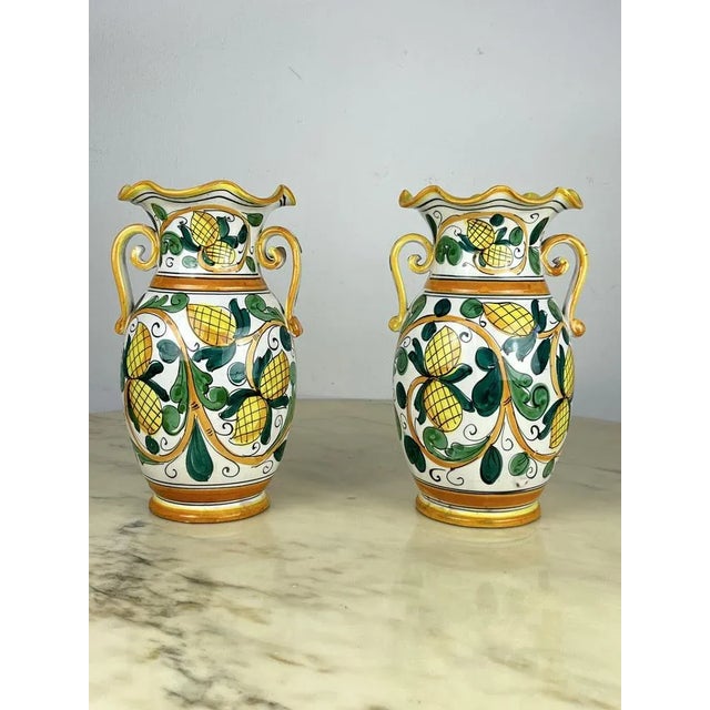 Painted and Handmade Ceramic Amphoraes of Caltagirone, 1980s, Set of 2 For Sale - Image 10 of 11
