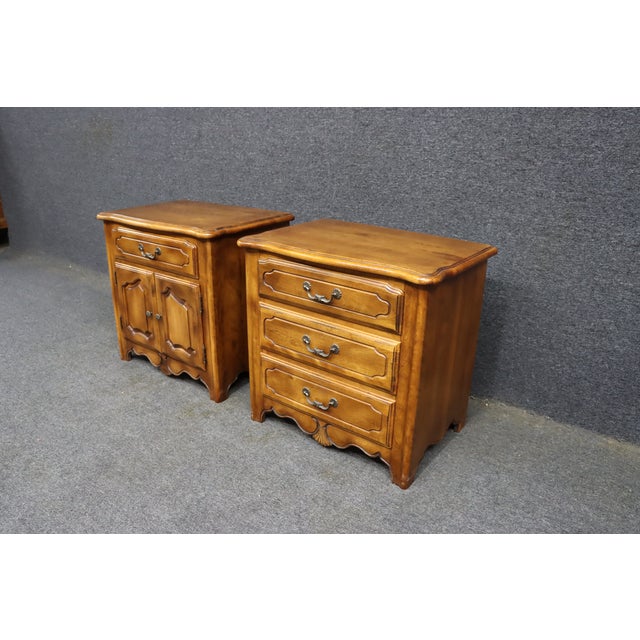 Ethan Allen His and Hers Birchwood Nightstands, Pair For Sale In Philadelphia - Image 6 of 17