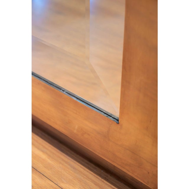 1930s French Brass Credenza With Beveled Mirror Front and Marble Top For Sale In Houston - Image 6 of 13