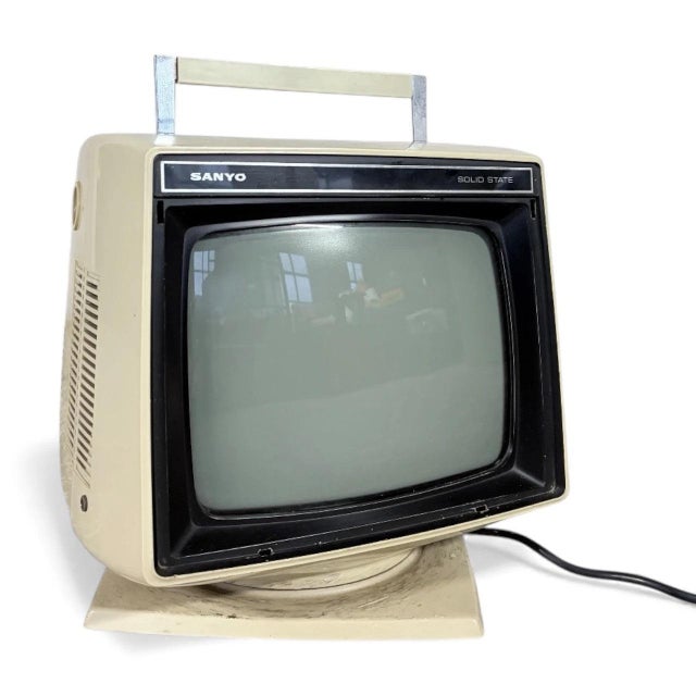 Vintage Space Age Portable Television from Sanyo, 1970s For Sale - Image 10 of 10