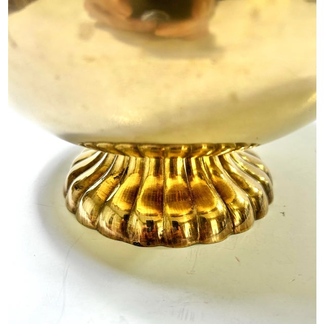 Metal Hollywood Regency Brass Pedestal Cachepot Planter With Fluted Rim – Vintage Decor For Sale - Image 7 of 10