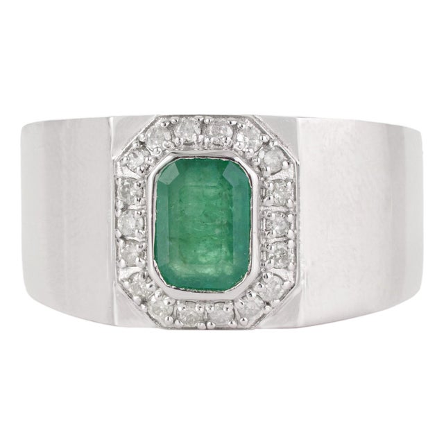 Vintage Style Cushion Cut 1.2 Ct Emerald & Diamond Halo Signet Ring in 925 Silver Size 8 For Sale