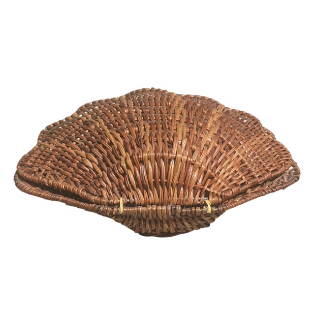 Vintage 1970s Woven Wicker Clam Shell Hinged Box | Chairish