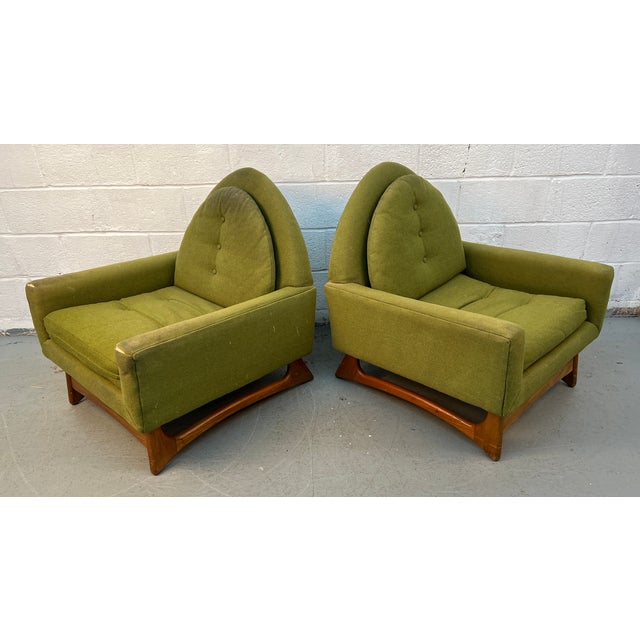 Green Striking Mid-Century Modern Lounge Chairs Attributed to Kroehler For Sale - Image 8 of 10
