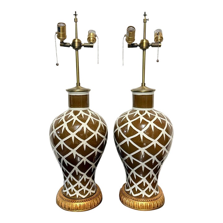 Late 20th Century Bunny Williams “Chicken Feather” Table Lamp - Pair ...