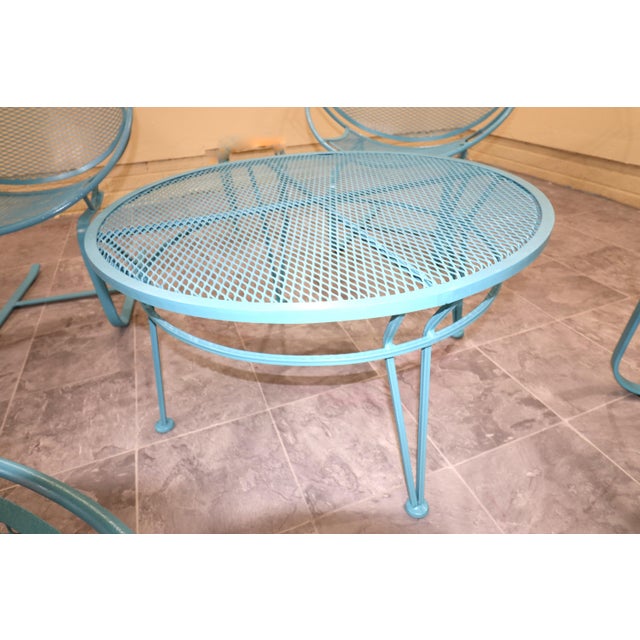 Mid 20th Century Four Maurizio Tempestini for Salterini “Radar Sta-Out” Lounge Chairs With Table, Attributed For Sale - Image 13 of 17