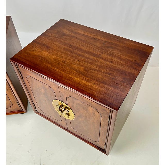 Wood Vintage Henredon Attributed Asian Asian-Inspired Walnut Nightstands / Cabinets – Pair For Sale - Image 7 of 16