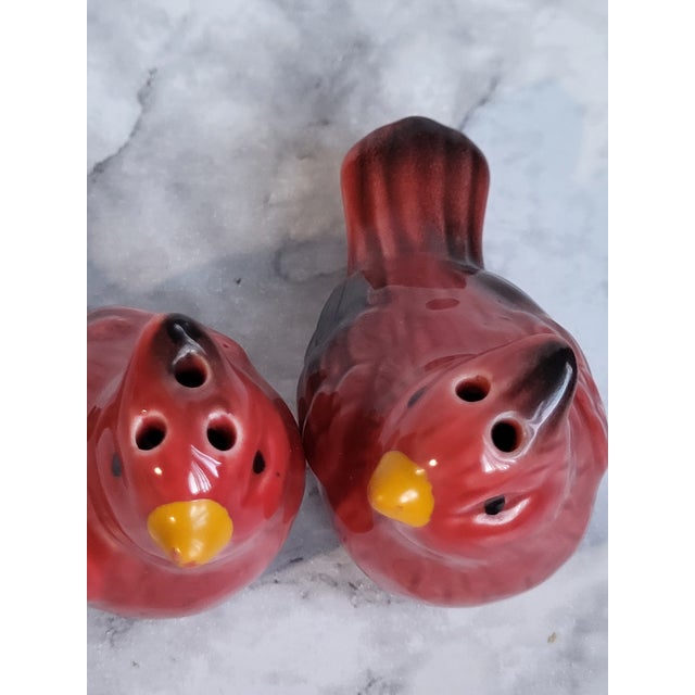 1990s Cardinal Bird Salt & Pepper Shakers - A Pair For Sale - Image 4 of 9