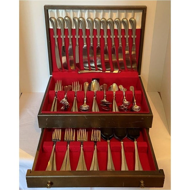 Kirk Stieff “Fairfield” Vintage Pewter Flatware Set: 68-Piece Service for 12 With Serving Pieces and Vintage Storage Chest For Sale - Image 14 of 18
