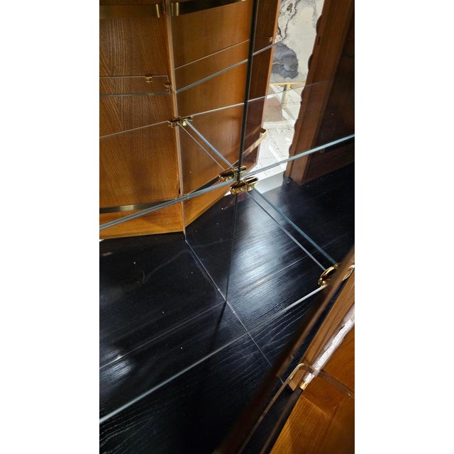 Vintage Italian Mobile Bar in Wood and Brass, 1970 For Sale - Image 6 of 11