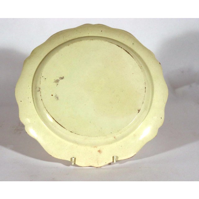 Cream Pair of Large English Creamware Chinoiserie Dishes, Circa 1780 For Sale - Image 8 of 10