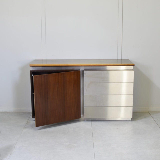 1970s Parioli Sideboard with Satin-Finished Steel by Giotto Stoppino for Acerbis, 1977 For Sale - Image 5 of 10