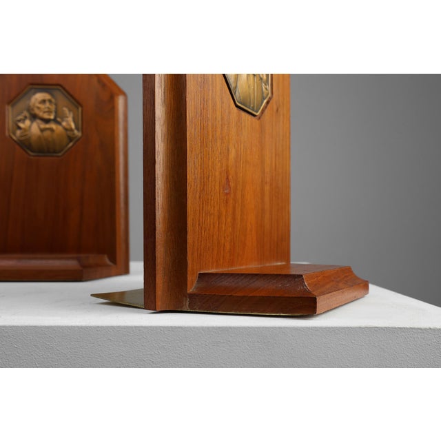 Wood Art Deco French Bookends in Wood and Bronze, 1920s, Set of 2 For Sale - Image 7 of 12