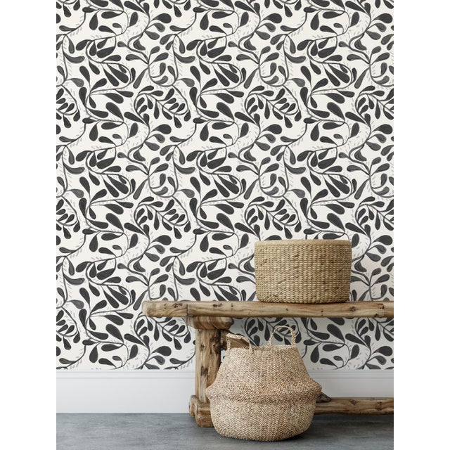 Non-woven fiber-based material with a smooth satin finish. We use the latest digital technology providing the highest...