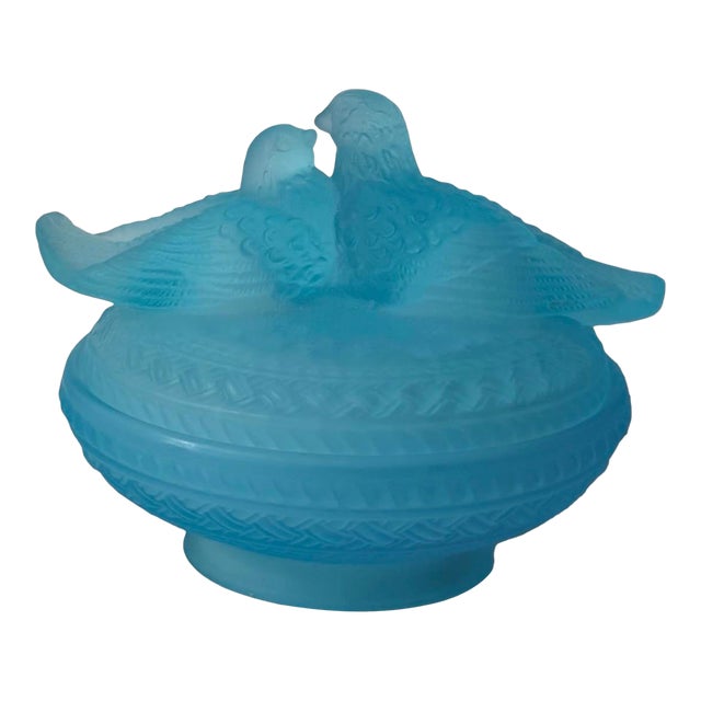 Vintage Westmoreland Blue Satin Glass "Kissing Doves" Covered Candy Dish For Sale