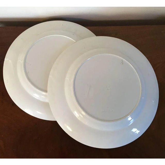 Ceramic 19th Century Wedgwood Pearlware Serving Plates with Green Border and Gilding - A Pair For Sale - Image 7 of 9