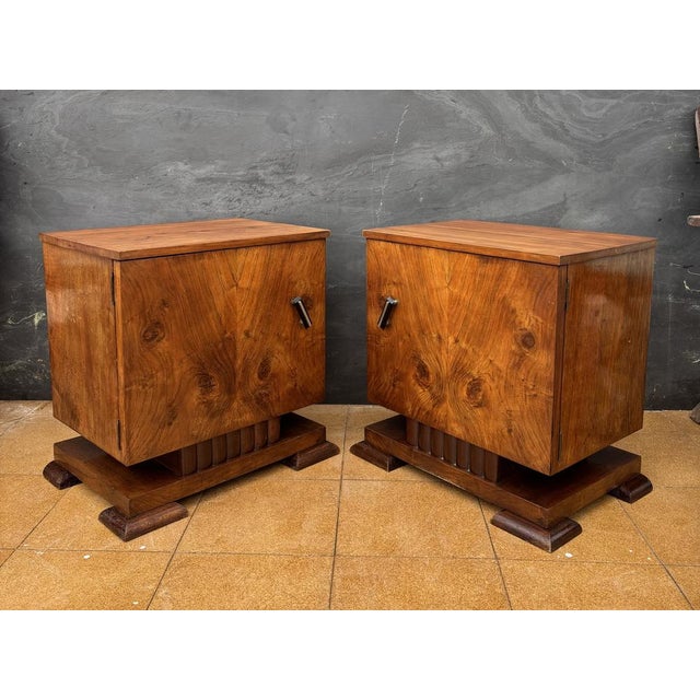 Art Deco Nightstands with Figured Wood Veneer, 1940s, Set of 2 For Sale - Image 9 of 18