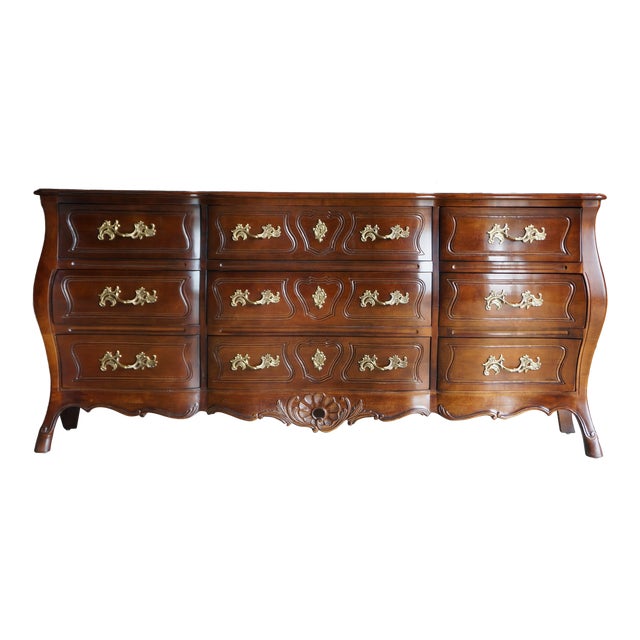 1980s French Provincial Henredon Lowboy Dresser For Sale