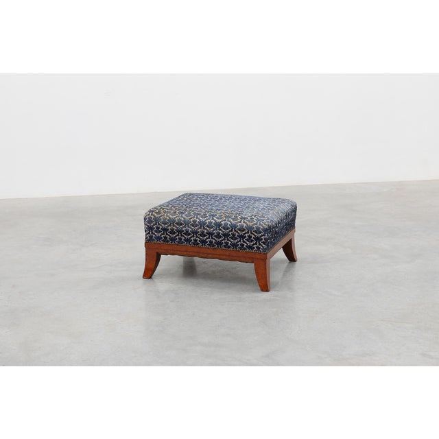 1950s 20th Century Art Deco Upholstered Ottoman with Sabre Legs, France, 1950s For Sale - Image 5 of 11