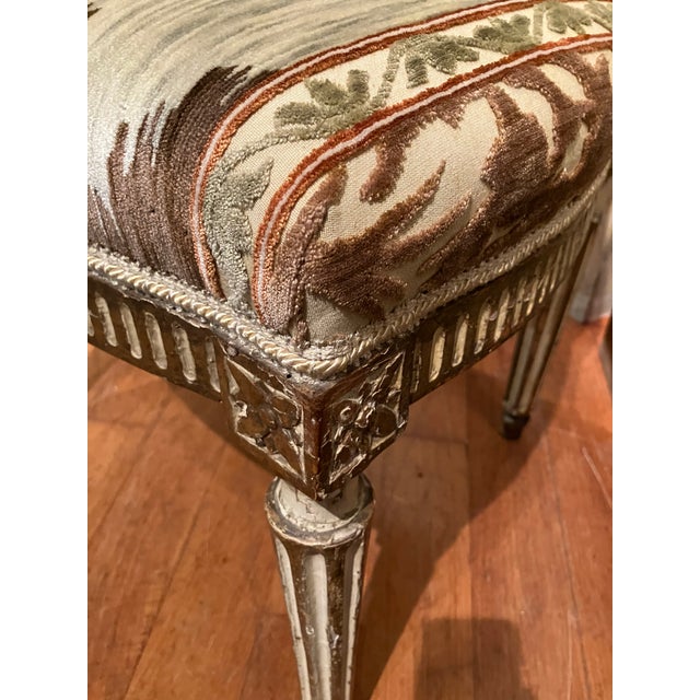 Louis XVI Chairs in Ivory Lacquer, Gilt and Ikat Damask Upholstery, Florence, Italy, 18th Century, Set of 2 For Sale - Image 13 of 18