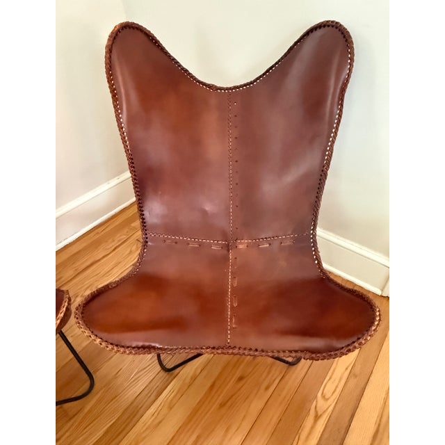 Pair of 1960s Argentine Import Leather Butterfly Chairs, After Jorge Ferrari-Hardoy for Knoll For Sale - Image 9 of 17