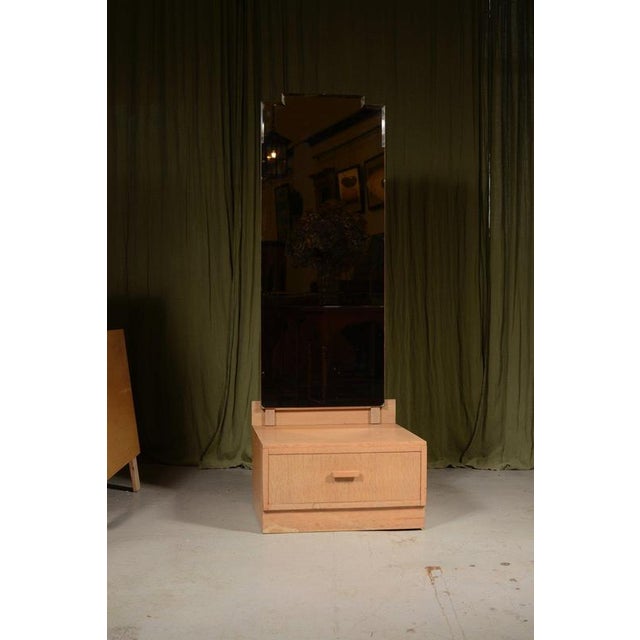 Pale Oak Cheval Dressing Mirror from Good Furniture Units Ltd., 1930s For Sale - Image 3 of 8
