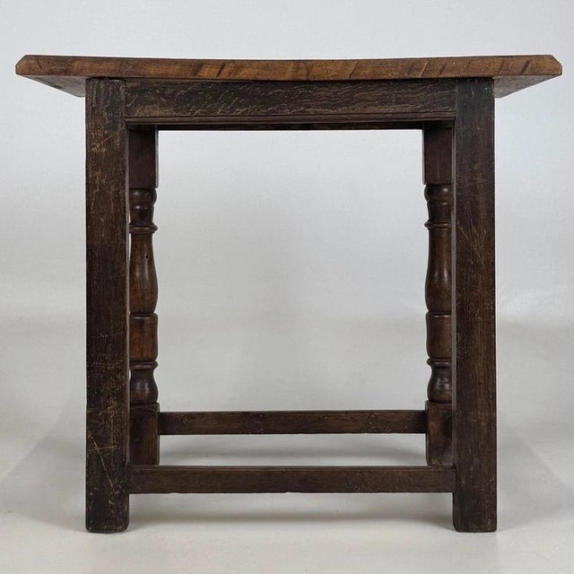 Wood 19th Century Antique English Georgian Style Oak Side Table For Sale - Image 7 of 11