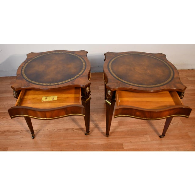 1930 Weiman English Regency Mahogany Leather Top Set Coffee Table & Side Tables For Sale - Image 16 of 18
