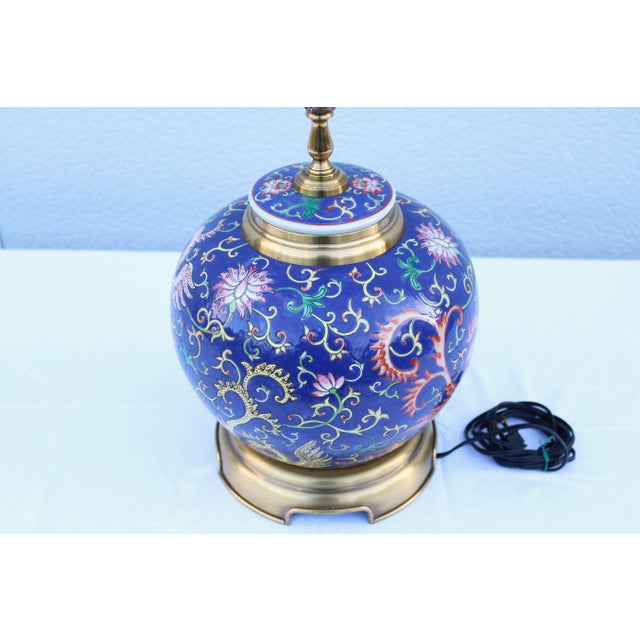 Vintage Late 20th-Century Wildwood Chinoiserie Ginger Jar Porcelain Table Lamp For Sale - Image 15 of 17