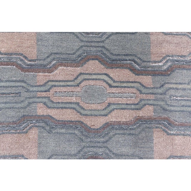 Light Gray Geometry Meets Modern Elegance: Rug "Misty" by Doris Leslie Blau For Sale - Image 9 of 10