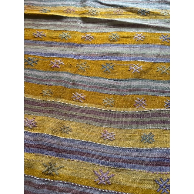 1960s Vintage Anatolian Kilim | Geometric Tribal Design | 2'11" X 4'7" For Sale - Image 5 of 6