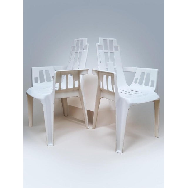 Plastic Stackable Plastic Chair by Pierre Paulin for Henry Massonnet 1980s For Sale - Image 7 of 18
