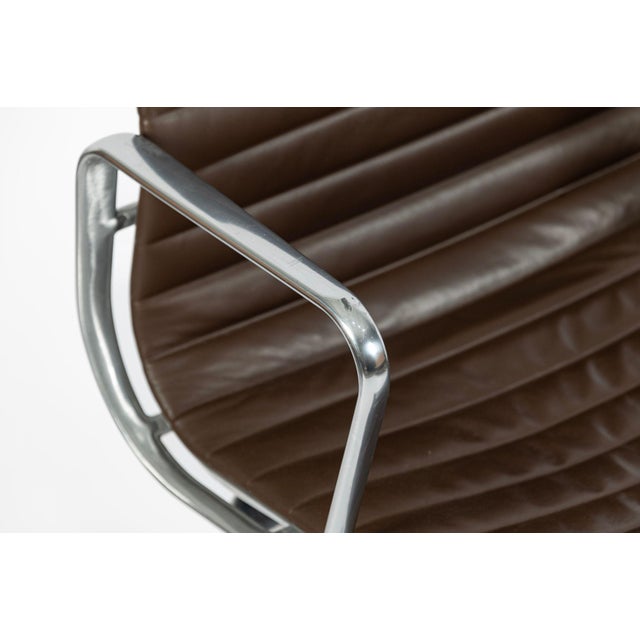 Eames Herman Miller Brown Leather Aluminum Group Thin Pad Desk Chair, 2008 For Sale - Image 15 of 18