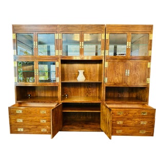 Vintage Henredon Campaign 3-Piece Wall Unit, Lighted Display Cabinet With Pull-Out Bar For Sale