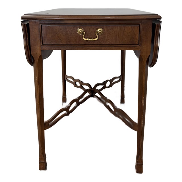 Vintage Drexel Mahogany Gateleg Drop-Leaf Table For Sale