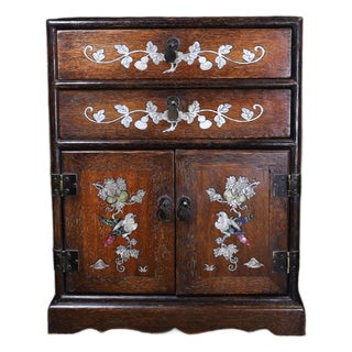 1970s Hardwood Table‑Top Jewelry Cabinet, Mother‑of‑Pearl Inlaid Gourd & Bird Motif Small Chest With Drawers & Cupboards For Sale