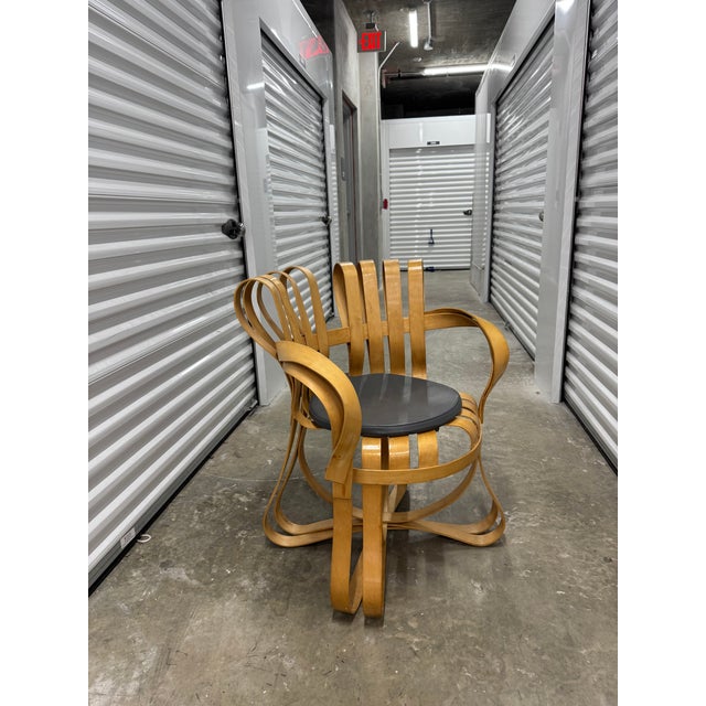 Knoll Frank Gehry Two Cross Check Chairs and Face Off Table For Sale - Image 4 of 12