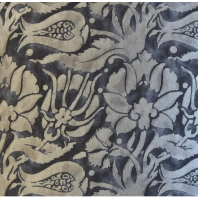Stunning Italian Designer Mariano Fortuny Melagrana Feather/Down Pillow For Sale In Los Angeles - Image 6 of 6