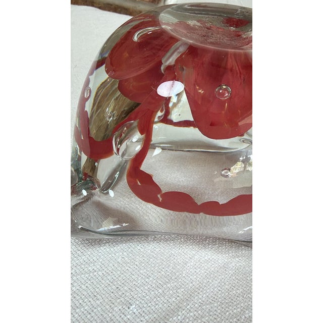 1960s Art Glass Ashtray MCM Red Encased Floral Bubbles Hand Worked Heavy Freeform For Sale - Image 4 of 9