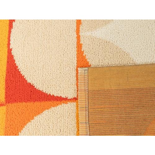 Space Age Rug in the style of Verner Panton, 1970s For Sale - Image 5 of 7
