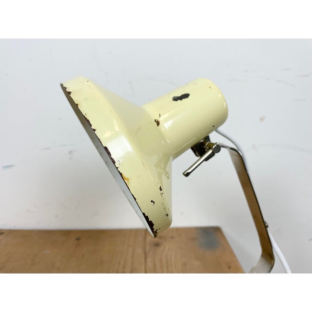 Mid-Century Modern Industrial Beige Table Lamp from Metal Mot, 1960s For Sale - Image 3 of 15