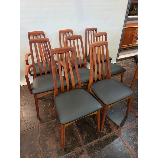 Mid-Century Modern Mid - Century Danish Teak Dining Chairs Set of Eight (8) For Sale - Image 3 of 8