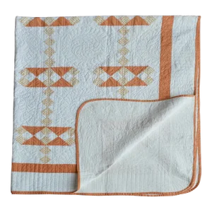 Early 20th Century Quilt With Hand-Stitched Mattlasse Detail -