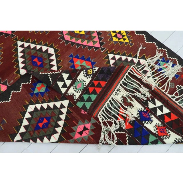 Mid 20th Century Turkish Kilim Rug-5′5″ × 9′4″ For Sale - Image 12 of 13
