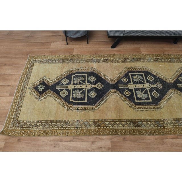 1970s Vintage Handmade Wool Cotton Beige Runner Rug For Sale - Image 9 of 11
